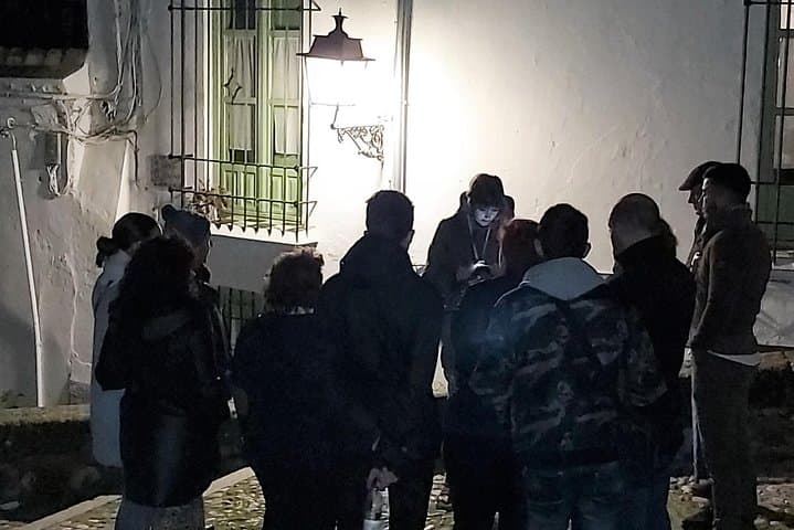 Private Tour Legends of Granada and Albaicín (Spanish language) photo 3