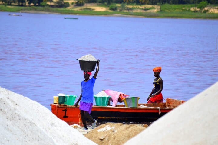 Full-Day PINK LAKE and FISHING VILLAGE combination photo 3