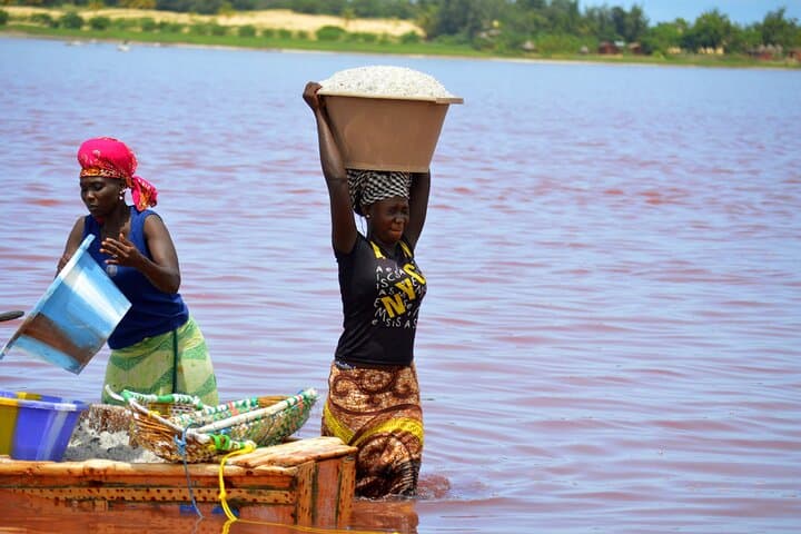 Full-Day PINK LAKE and FISHING VILLAGE combination photo 5