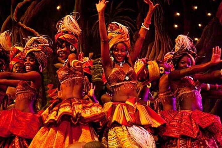 Nairobi Nightlife and Safari Park Hotel Dinner Experience photo 5