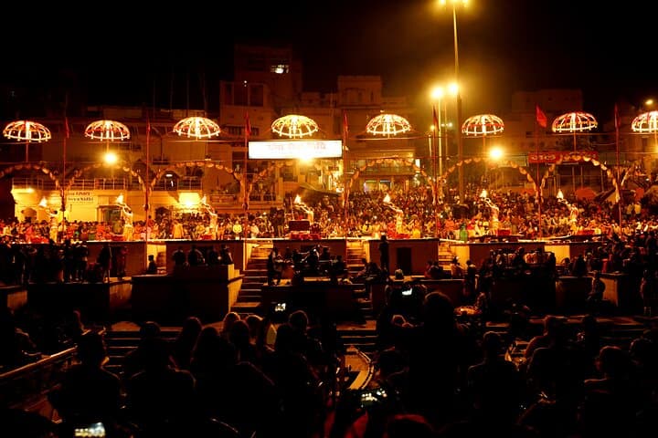Varanasi Evening Ganga Aarti Tour photo 5