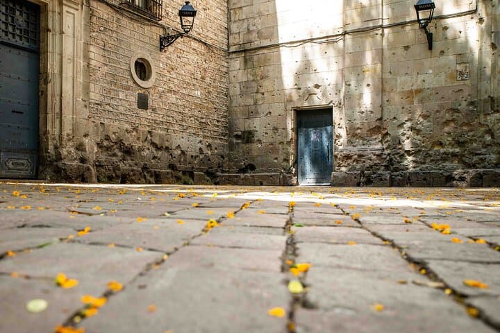 Elevate Your Photography - Barcelona Private Tour & Workshop photo 4