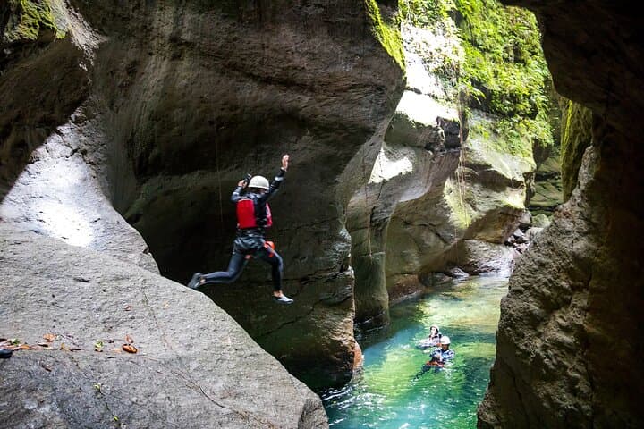 Advanced Canyon Experience photo 5