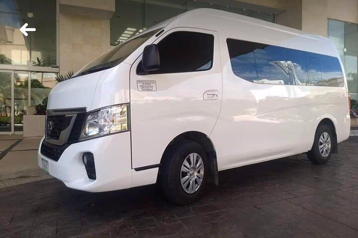 Manila Int Airport (MNL) to Manila - Round-Trip Private Transfer photo 4
