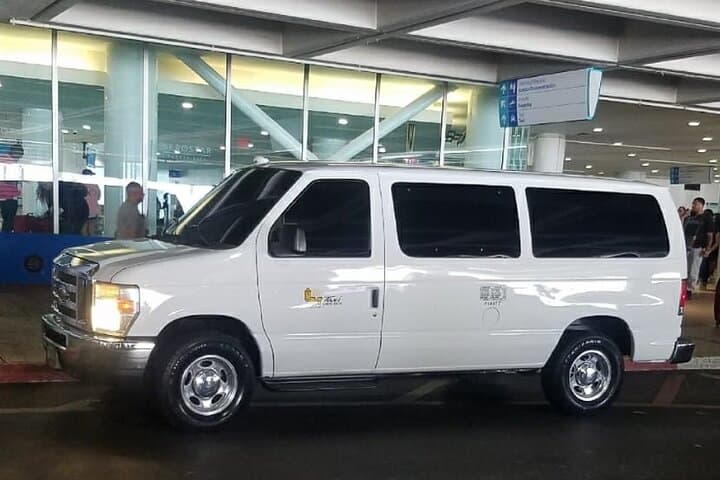 Manila Int Airport (MNL) to Manila - Round-Trip Private Transfer photo 2