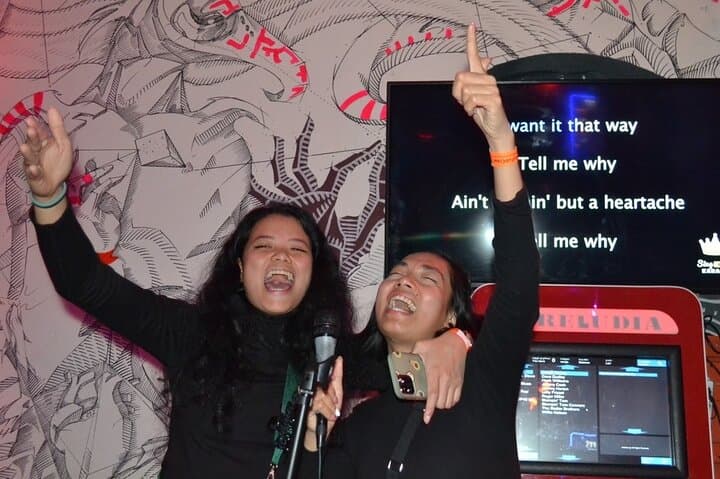 Baku City Pub Crawl through multiple Bars and Clubs photo 5