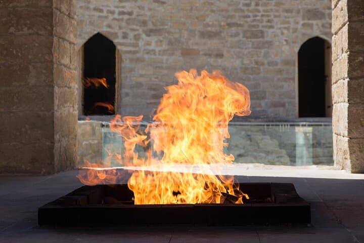 Ateshgah Fire Temple and Yanardag Fire Mountain Private Tour photo 3