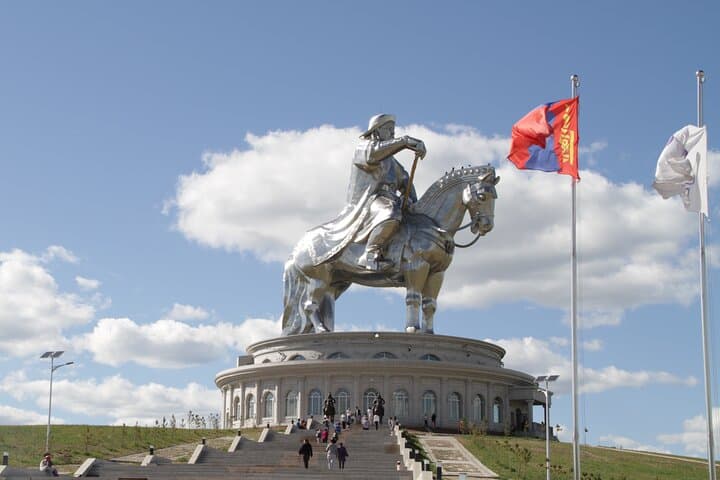 Chinggis Khaan Statue Complex and Sain Nomun Monastery Tour photo 3