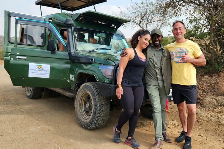 Nairobi National Park, Elephant Orphanage and Giraffe Center Tour photo 4