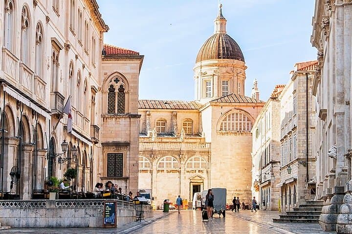 Beyond the Walls: A Historical Dubrovnik Audio Tour