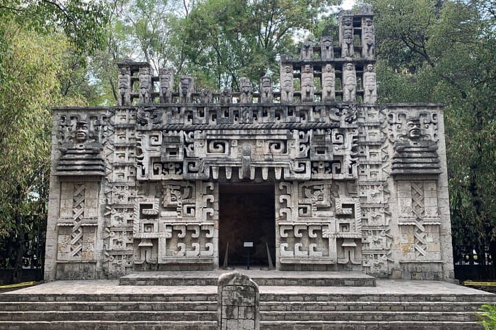 Private tour with Archaeologist at National Anthropology Museum photo 4