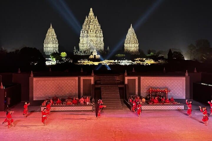 Private Ramayana Ballet Performance Tour at Prambanan with Dinner photo 5