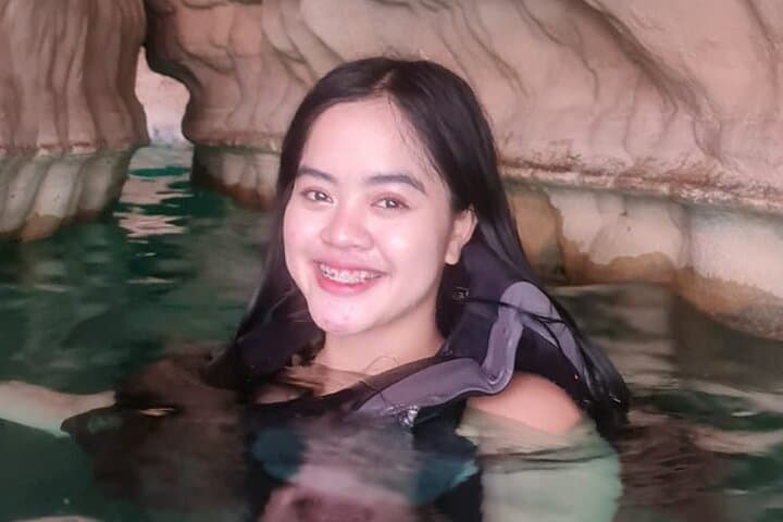 Private Full-Day Wadi Shab Adventure and Bimmah Sinkhole Tour photo 5