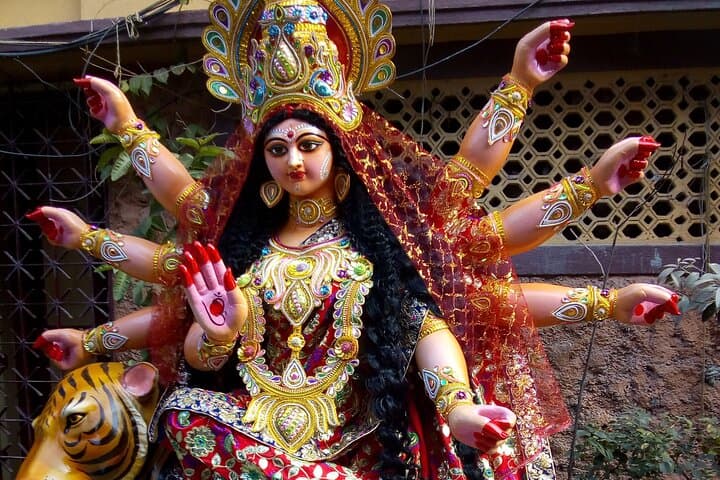 Kumartuli - Where the Gods come to Earth