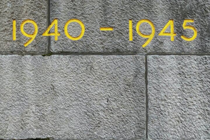 Amsterdam Free tour World War II and Anne Frank photo 4