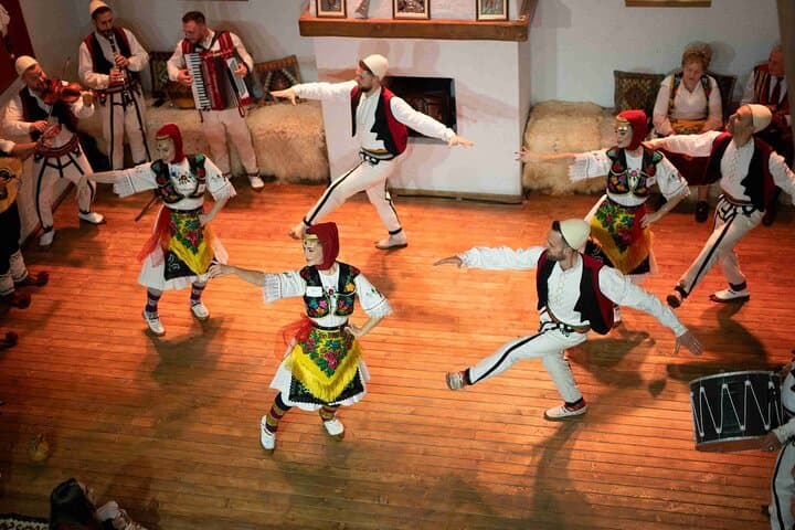 Albanian Night Show: Traditional Music, Dance & Dinner in Tirana