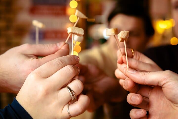 Reykjavík All In One Food Tour - Eat, Drink & Explore with Locals photo 4