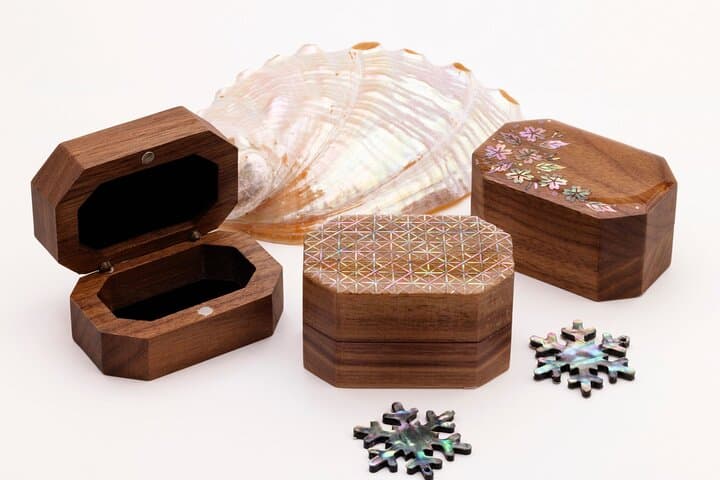 Traditional Korean Mother-of-Pearl Craft Workshop photo 2