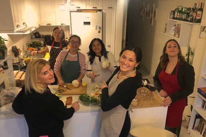 Traditional Home Cooking with a Local in İstanbul City Center photo 2