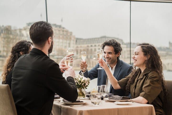 Bateaux Mouches Dinner Cruise on the Seine River in Paris photo 3