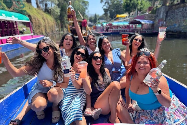 Tequila Tasting (unlimited) and Cultural Party in Xochimilco