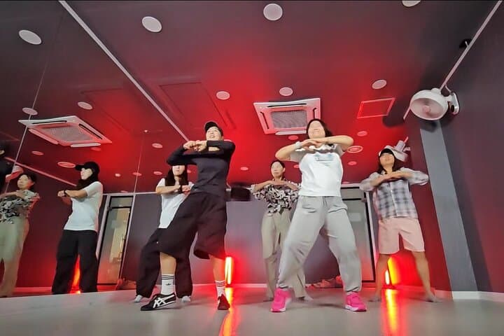 K-pop Dance Class for Beginners and Video Shoot at HiKR Ground photo 4