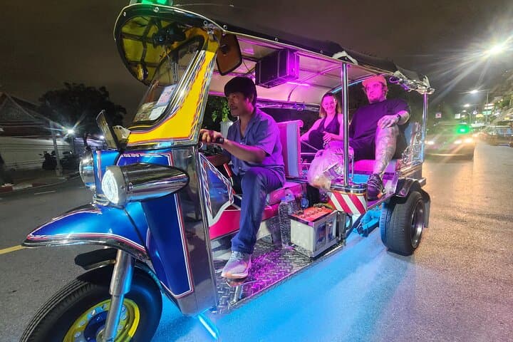 Private Tuktuk Authentic Food Tour (Chinatown-Flower Market) photo 3