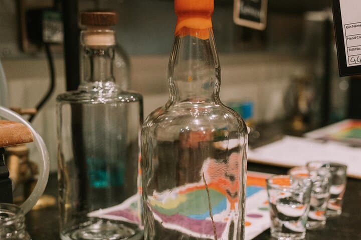 Distill a bottle of Gin on mini copper stills photo 3