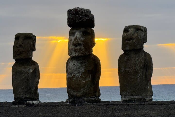 The Great Awakening of the 15 Dawn in Ahu Tongariki photo 4