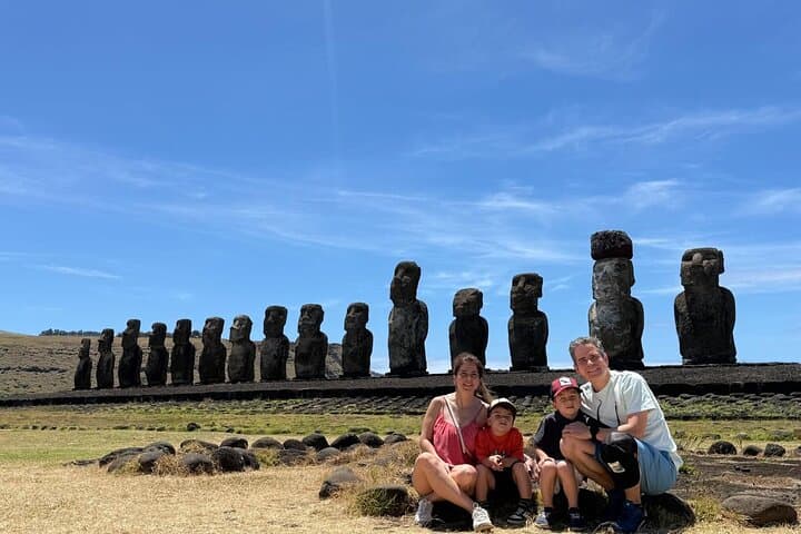 The Beginning and End of Moai Full Day Tour photo 2