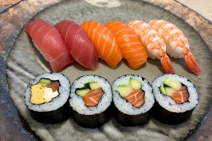 Tokyo Sushi Making Class : Sake Ceremony & Matcha Experience photo 3