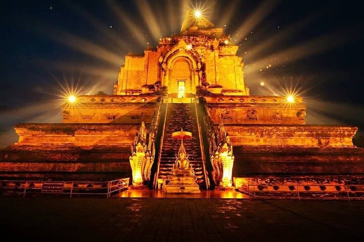 Chiang Mai Temples & Old City Hidden Gems Small Group Tour 2 Hrs photo 2