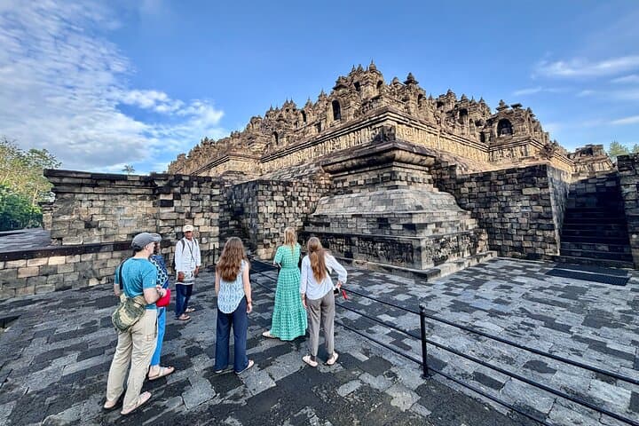 Borobudur Full Climb Up And Prambanan All Inclusive Private Tour photo 3