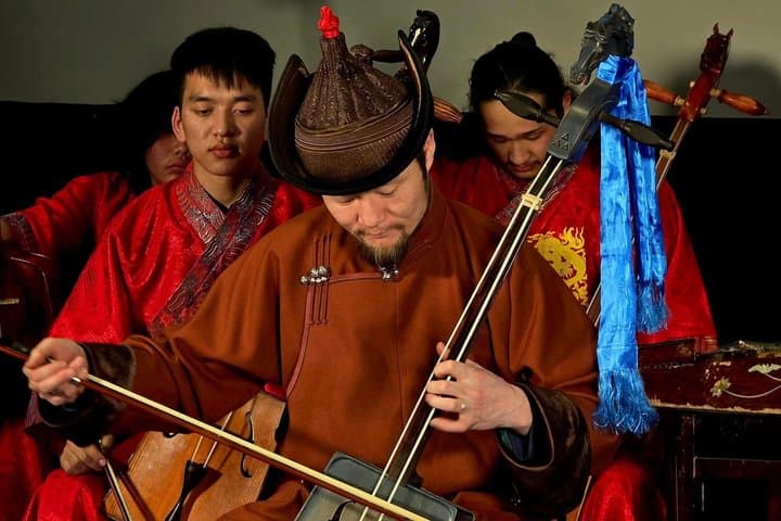 Ulaanbaatar Mongolian Morin Khuur Traditional Folk Concert photo 4
